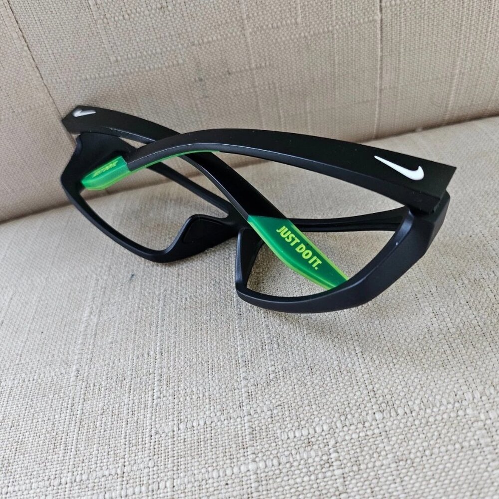 Nike Men Eyeglasses Frame BRAZEN Shadow CT8228 59[]16 130 Glasses Made Italy - Picture 4 of 13